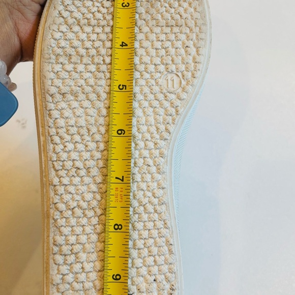 Steve Madden White and Gold Snake Print Sneakers Size 11 - Picture 9 of 10